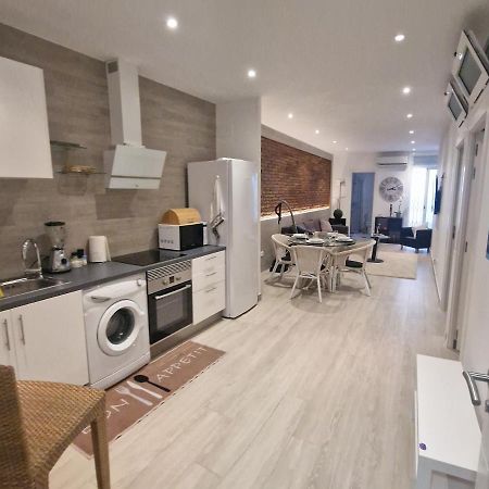 Barcelona,Apartamento Con Terraza Apartment โอสปิตาเล็ต เดอ โยเบรกัต ภายนอก รูปภาพ