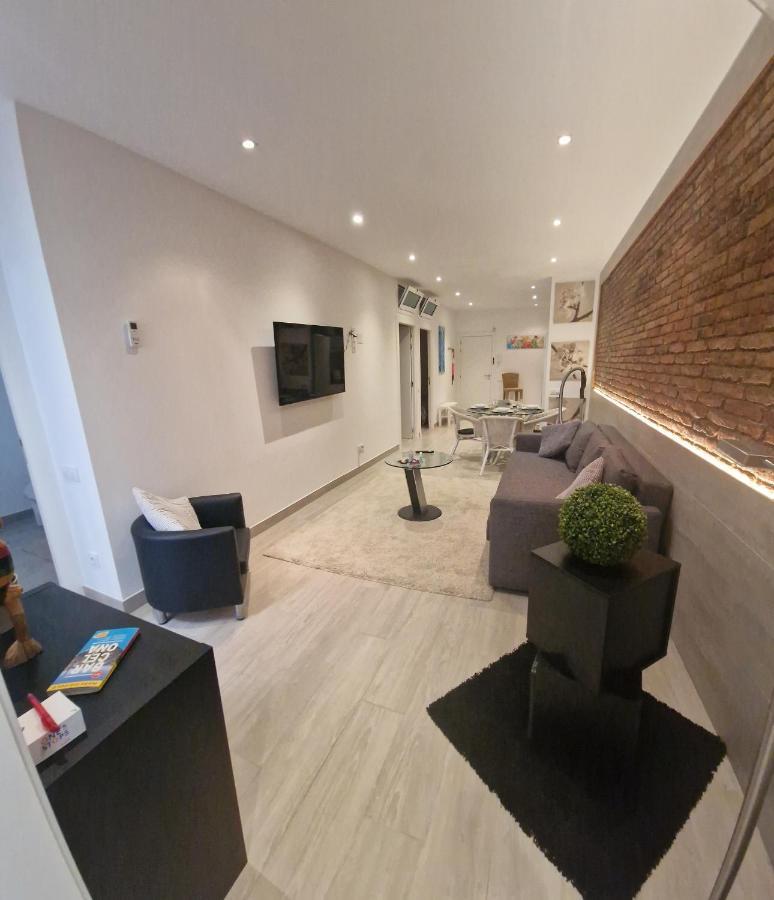 Barcelona,Apartamento Con Terraza Apartment โอสปิตาเล็ต เดอ โยเบรกัต ภายนอก รูปภาพ