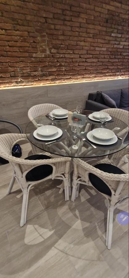 Barcelona,Apartamento Con Terraza Apartment โอสปิตาเล็ต เดอ โยเบรกัต ภายนอก รูปภาพ