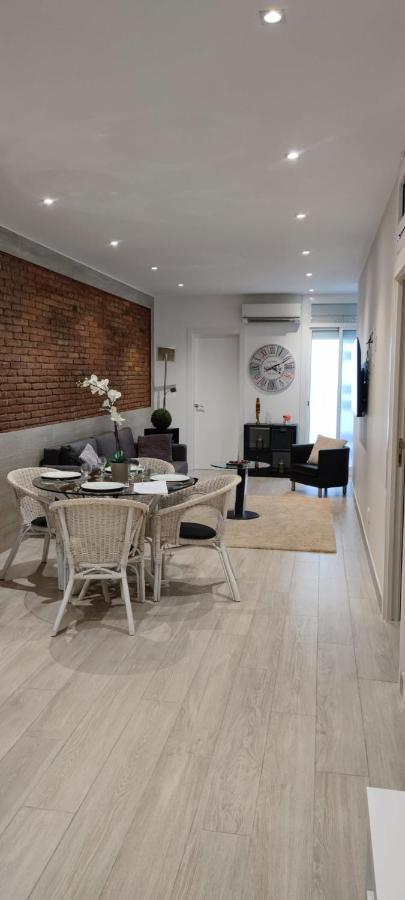 Barcelona,Apartamento Con Terraza Apartment โอสปิตาเล็ต เดอ โยเบรกัต ภายนอก รูปภาพ