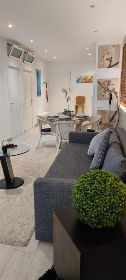 Barcelona,Apartamento Con Terraza Apartment โอสปิตาเล็ต เดอ โยเบรกัต ภายนอก รูปภาพ