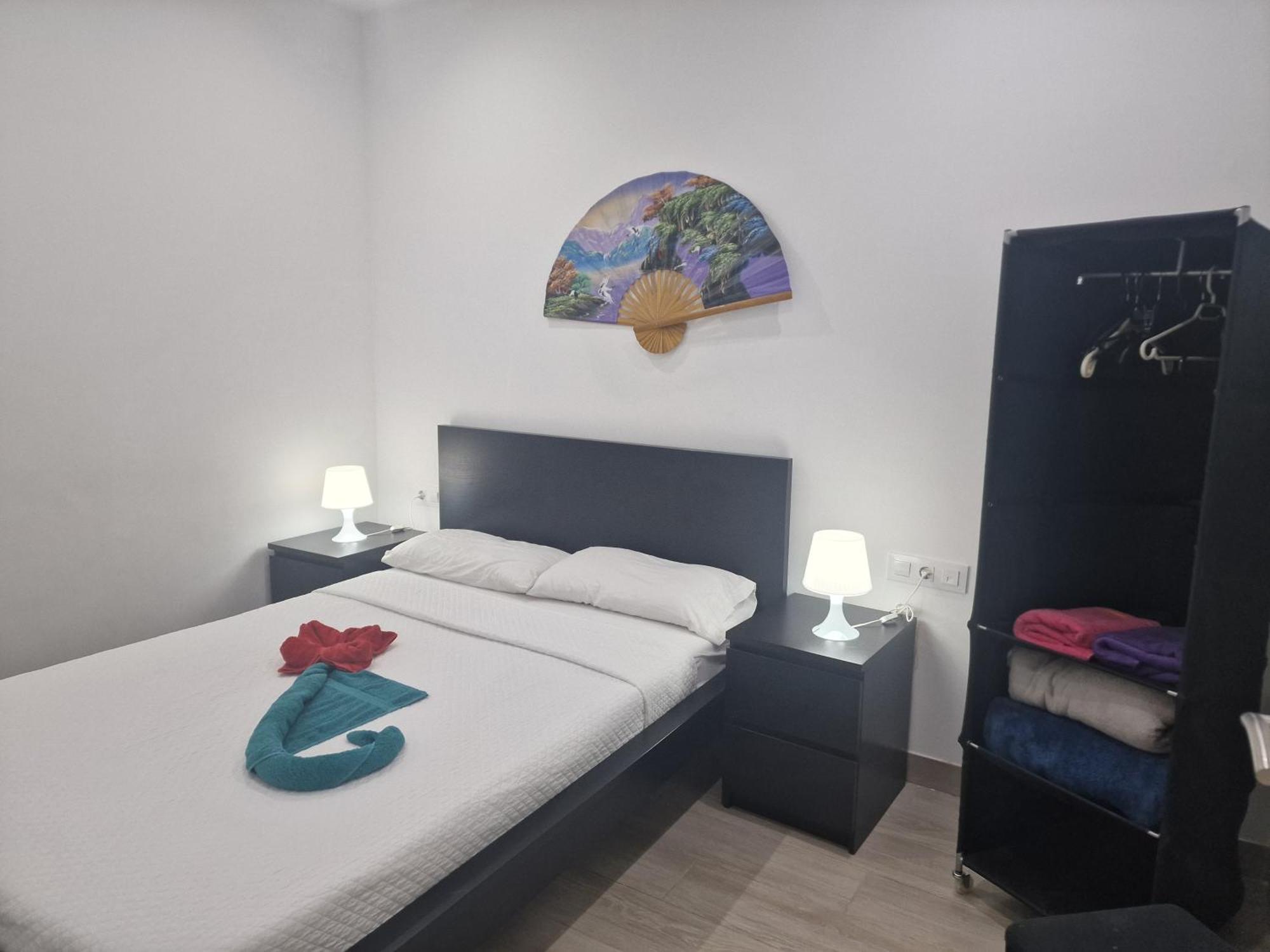 Barcelona,Apartamento Con Terraza Apartment โอสปิตาเล็ต เดอ โยเบรกัต ภายนอก รูปภาพ